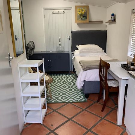 Ferienwohnung Just A Bed Stellenbosch Exterior foto